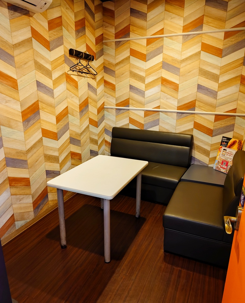 カラオケ ビッグエコー東浦駅前店