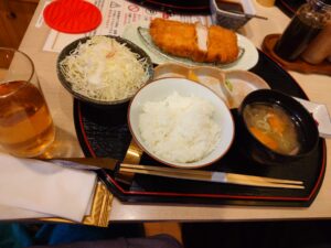 とんかつ定食